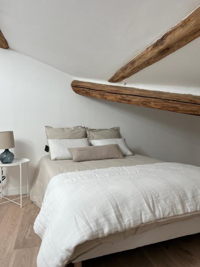 L'Escapade Nimoise Apartment นีมส์ ภายนอก รูปภาพ