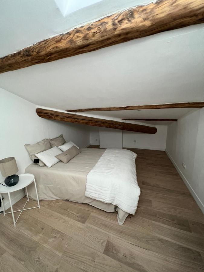 L'Escapade Nimoise Apartment นีมส์ ภายนอก รูปภาพ